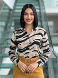 Camisa Camisera Wild Elegance en Estampado Zebra Beige y Negro
