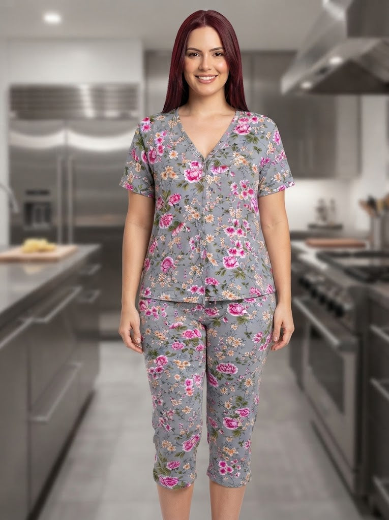 Pijama Capri de Dos Piezas con Estampado Floral en Tonos Rosas